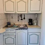 Reethaeuser Auf Ruegen Apartmanhotel Middelhagen