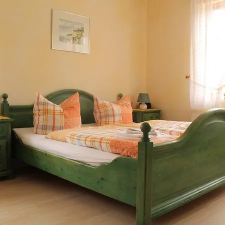 Lejlighedshotel Reethaeuser Auf Ruegen Middelhagen