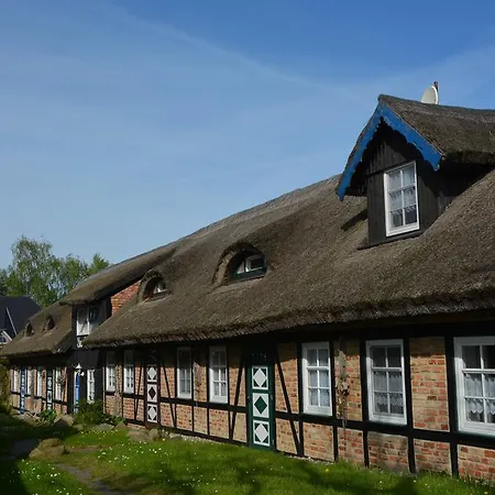 Lejlighedshotel Reethaeuser Auf Ruegen 3*