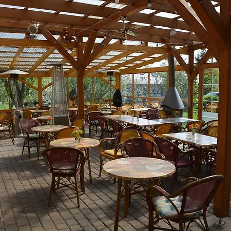 Reethaeuser Auf Ruegen Hotel apartamentowy Middelhagen