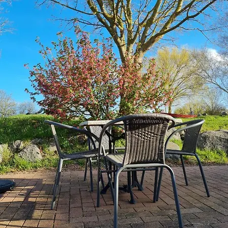 Reethaeuser Auf Ruegen 3*