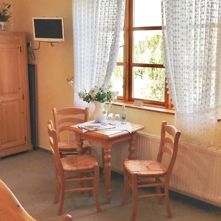 Reethaeuser Auf Ruegen Lägenhetshotell Middelhagen