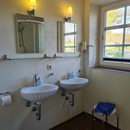 Reethaeuser Auf Ruegen Hotel apartamentowy Middelhagen