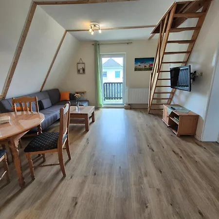 Reethaeuser Auf Ruegen 4*