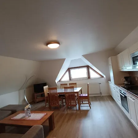 Reethaeuser Auf Ruegen Hotel apartamentowy