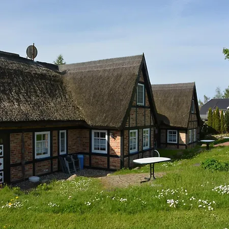 Reethaeuser Auf Ruegen Middelhagen