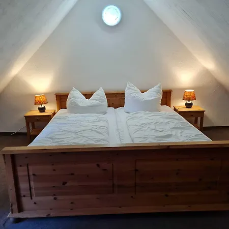 Reethaeuser Auf Ruegen Middelhagen