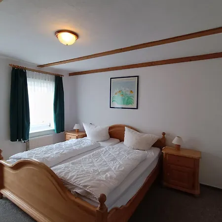 Reethaeuser Auf Ruegen 3* Middelhagen