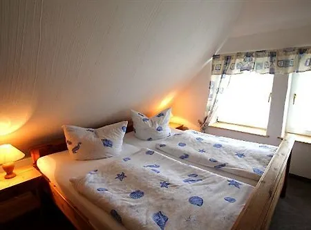 Aparthotel Reethaeuser Auf Ruegen 3*