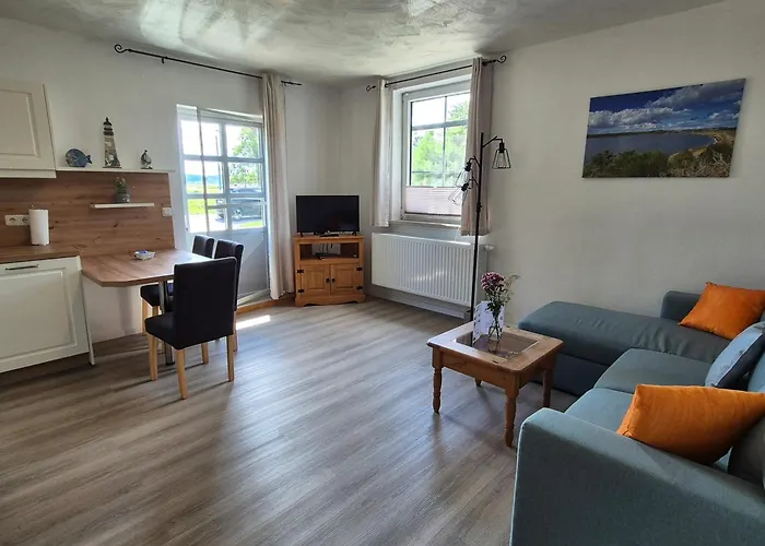 Aparthotel Reethaeuser Auf Ruegen Middelhagen